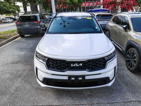 Used 2023 Kia Sorento S FWD image 5
