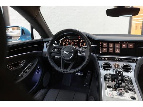 Certified 2022 Bentley Continental GT AWD/4WD image 32