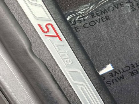 Used 2023 Ford Explorer ST-Line w/ Class IV Trailer Tow Package image 26