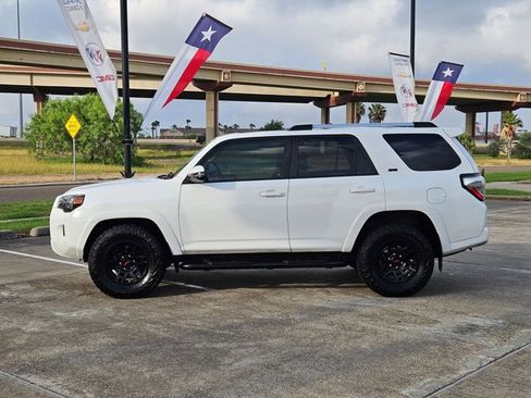 Used 2021 Toyota 4Runner SR5 Premium w/ Moonroof Package image 5