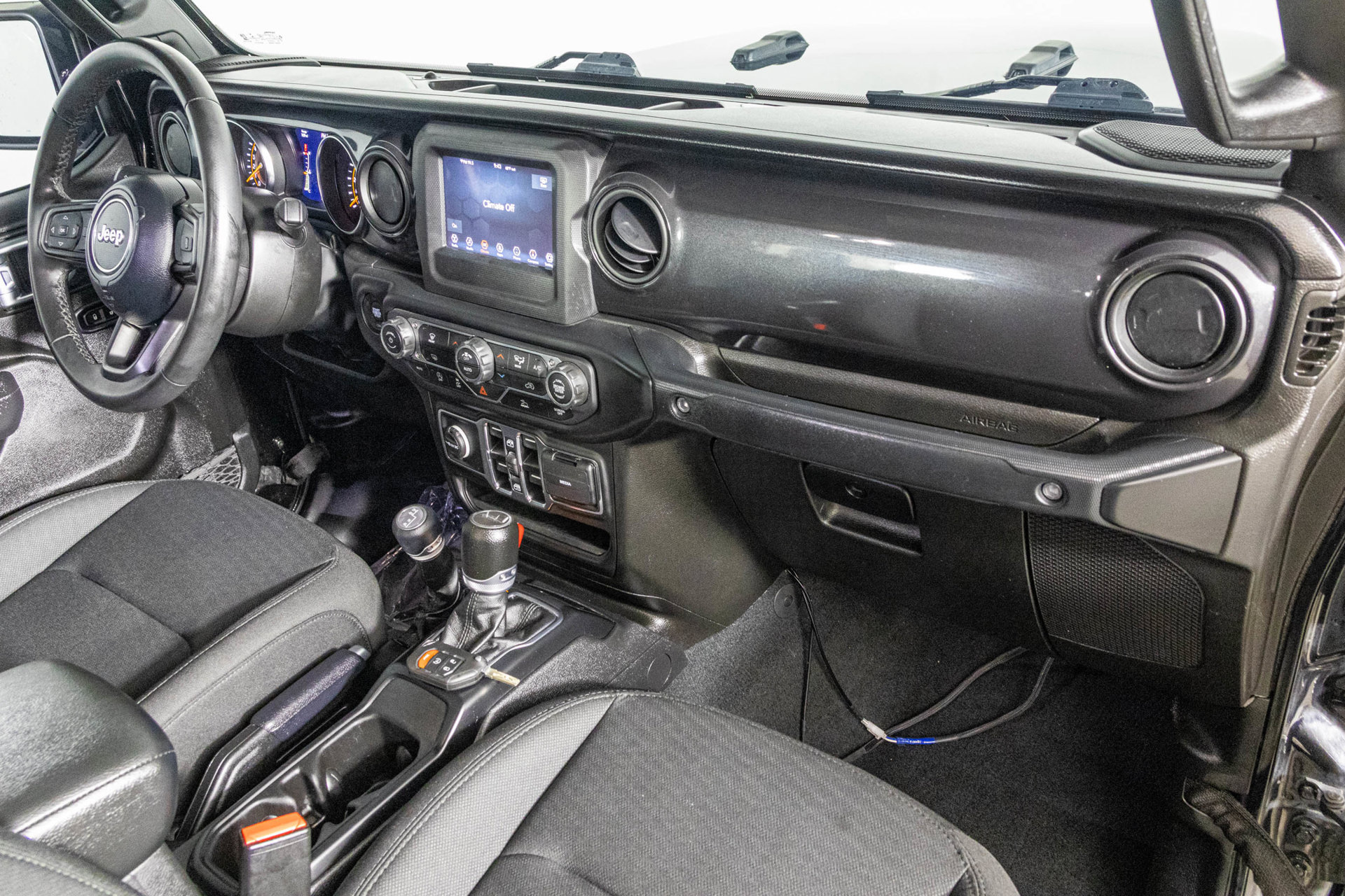 Used 2022 Jeep Gladiator Sport AWD/4WD image 47
