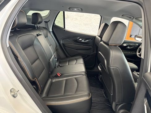 Used 2024 GMC Terrain AT4 AWD/4WD image 40