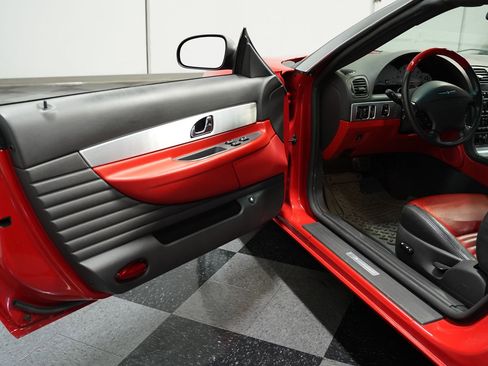 Used 2002 Ford Thunderbird image 28