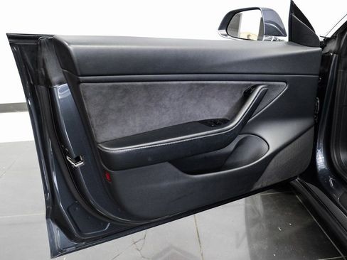 Used 2020 Tesla Model 3 Long Range image 41