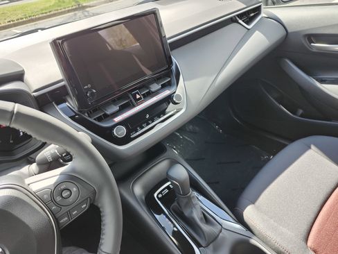 Used 2026 Toyota Corolla SE image 29