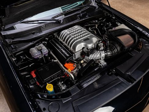 Used 2023 Dodge Challenger SRT Hellcat w/ Driver Convenience Group RWD image 36