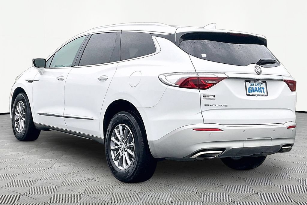 Used 2023 Buick Enclave Essence FWD image 4