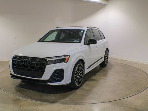 Used 2025 Audi SQ7 Prestige AWD/4WD image 1
