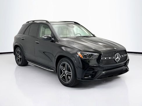 Certified 2026 Mercedes-Benz GLE 450 4MATIC image 3