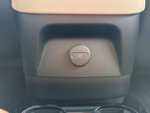 New 2026 Volvo XC90 T8 Plus w/ Protection Package image 71