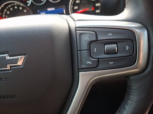 Used 2021 Chevrolet Silverado 1500 LT Trail Boss w/ Convenience Package II AWD/4WD image 22