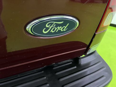 Used 2004 Ford F250 XLT AWD/4WD image 14
