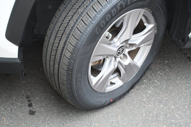 Certified 2025 Toyota RAV4 XLE AWD/4WD image 11