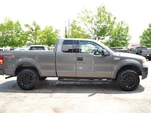 Used 2004 Ford F150 XLT AWD/4WD image 5