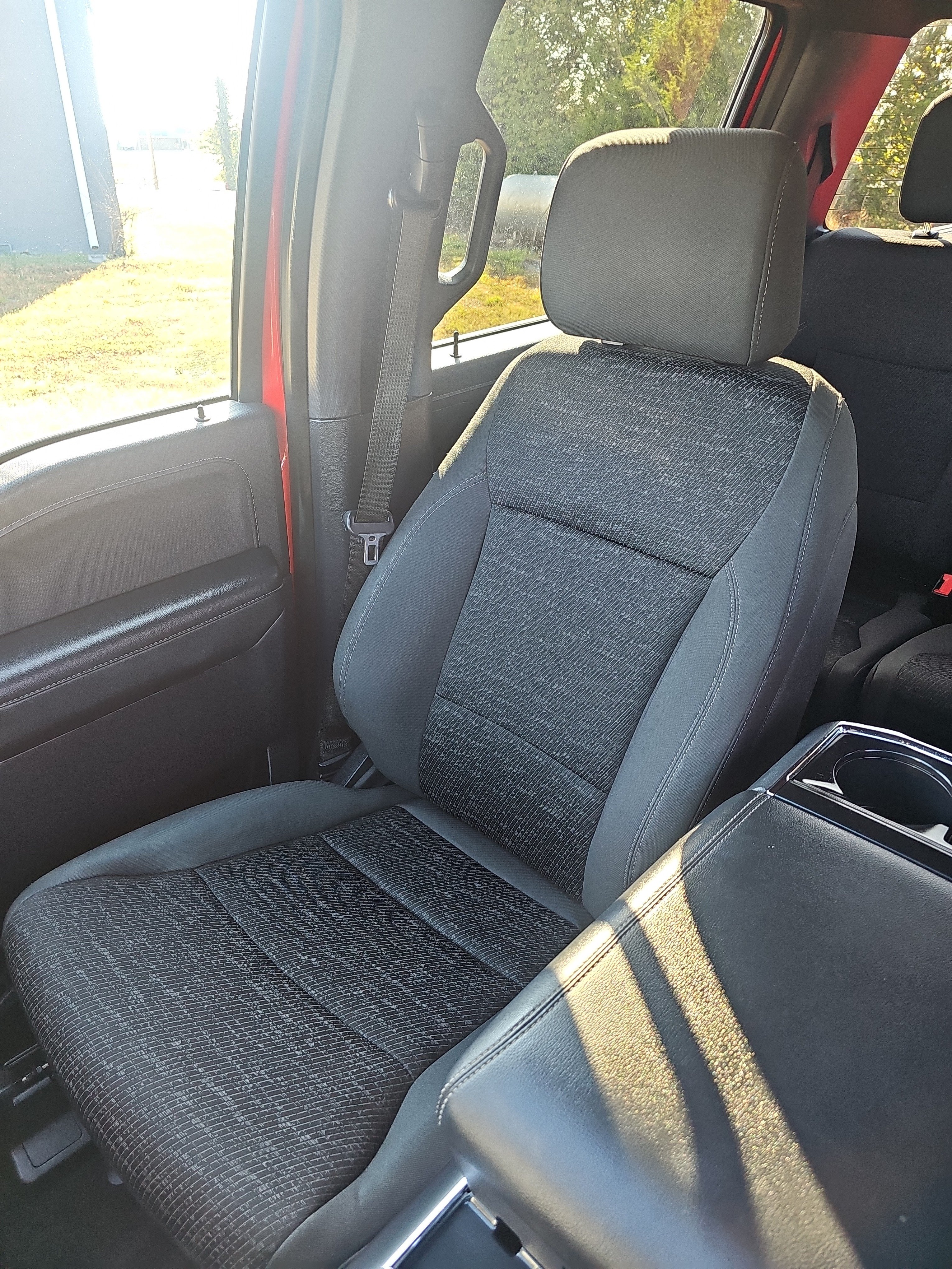 Used 2022 Ford F150 XLT w/ Equipment Group 302A High AWD/4WD image 34