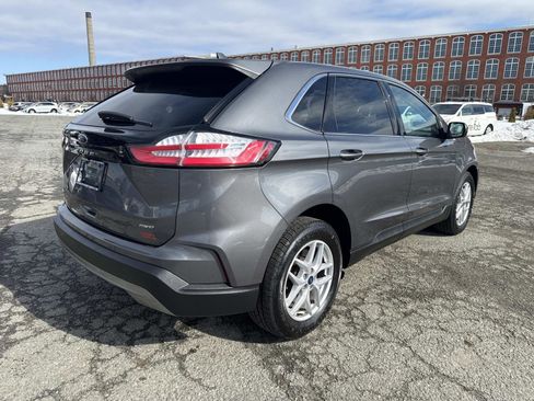 Used 2021 Ford Edge SEL w/ Cargo Accessory Package image 8