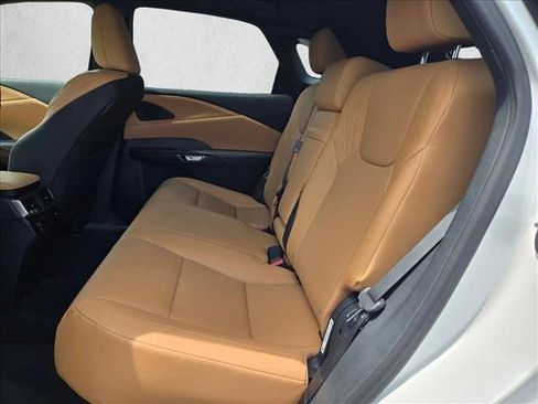 Used 2024 Lexus RX 350 Premium w/ Accessory Package (Z1) FWD image 12