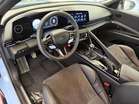 Used 2025 Hyundai Elantra N FWD image 17