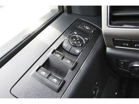 Used 2022 Ford F250 Lariat w/ Lariat Ultimate Package AWD/4WD image 20