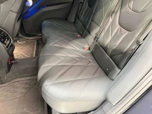 Used 2023 BMW XM AWD/4WD image 28