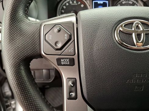 Certified 2023 Toyota Tacoma SR5 AWD/4WD image 17