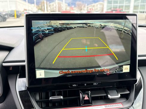 Used 2026 Toyota Corolla Cross XLE w/ Convenience Package image 22