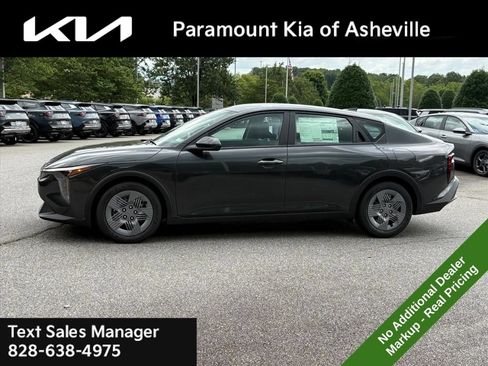 New 2026 Kia K4 FWD image 3