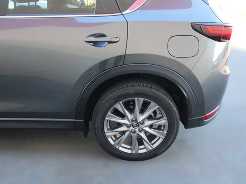 Used 2019 MAZDA CX-5 Grand Touring w/ GT Premium Package image 12