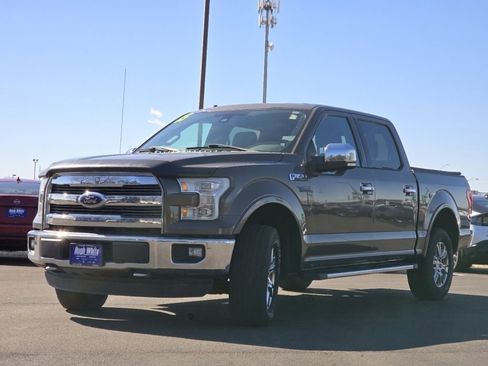 Used 2015 Ford F150 Lariat w/ Equipment Group 502A Luxury image 7