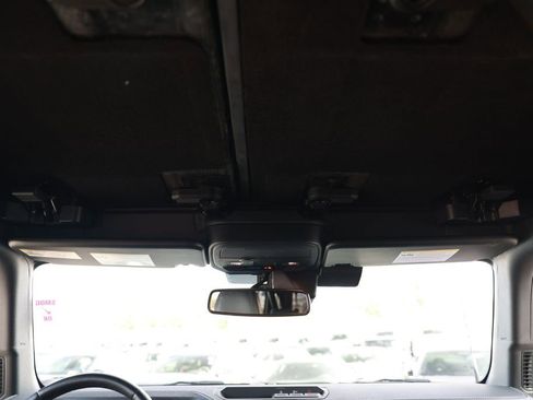 Used 2025 Ford Bronco Outer Banks image 32