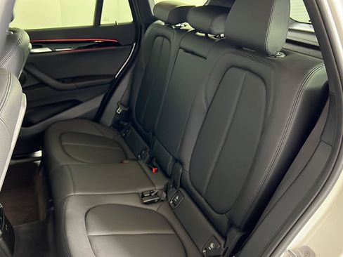 Used 2020 BMW X1 xDrive28i w/ Convenience Package AWD/4WD image 4