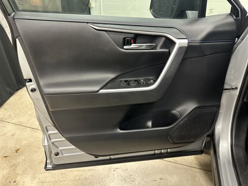Used 2021 Toyota RAV4 XSE AWD/4WD image 20