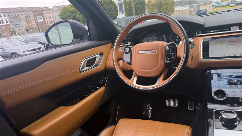 Used 2019 Land Rover Range Rover Velar R-Dynamic HSE AWD/4WD image 26