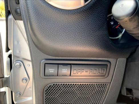 Used 2013 Jeep Wrangler Rubicon w/ PWR Convenience Group AWD/4WD image 31