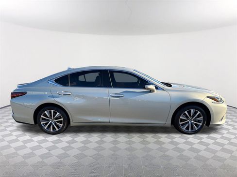 Used 2021 Lexus ES 350 w/ Accessory Package 2 image 4