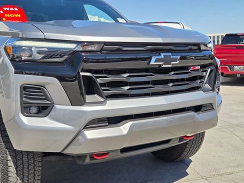 Certified 2023 Chevrolet Colorado Z71 w/ Z71 Convenience Package 2 AWD/4WD image 8