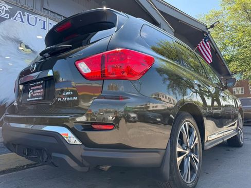 Used 2017 Nissan Pathfinder Platinum w/ Cargo Package image 3