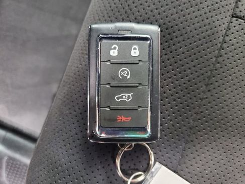 Certified 2024 Jeep Grand Cherokee L Laredo image 30