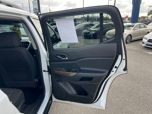 Used 2021 GMC Acadia SLE w/ Driver Convenience Package image 41