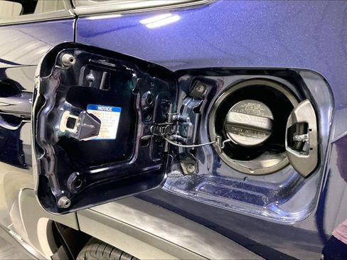 Used 2021 Toyota RAV4 XLE Premium AWD/4WD image 42