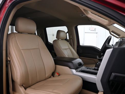 Used 2019 Ford F150 Lariat w/ Equipment Group 502A Luxury image 30