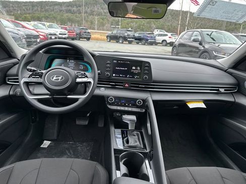 New 2026 Hyundai Elantra Blue image 12