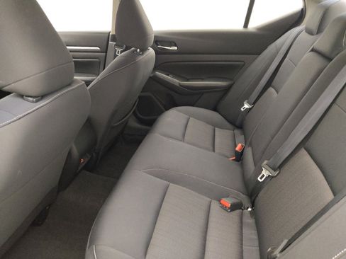 Used 2022 Nissan Altima 2.5 SV FWD image 18