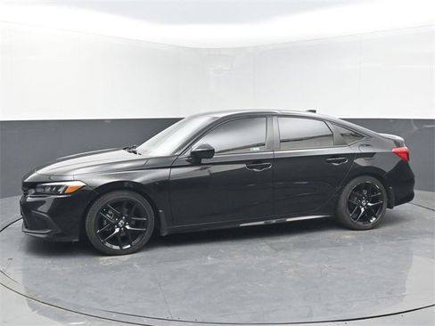 Used 2024 Honda Civic Sport image 2