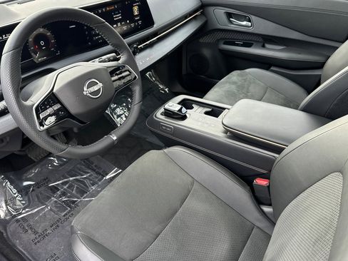 Certified 2024 Nissan Ariya FWD image 10