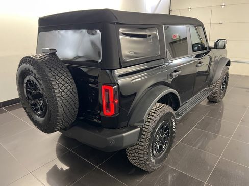 Certified 2024 Ford Bronco Wildtrak image 6