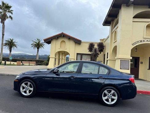 Used 2012 BMW 328i Sedan RWD image 5