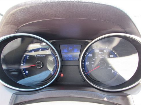 Used 2012 Hyundai Tucson GLS FWD image 14