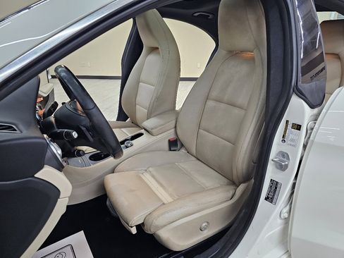 Used 2018 Mercedes-Benz CLA 250 4MATIC image 18