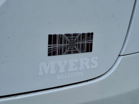 Used 2022 Tesla Model X Plaid image 4